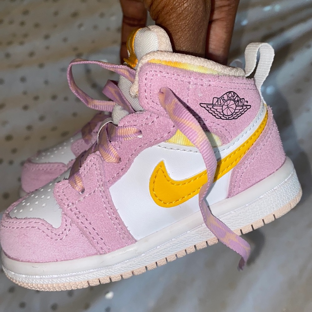 Baby nike.